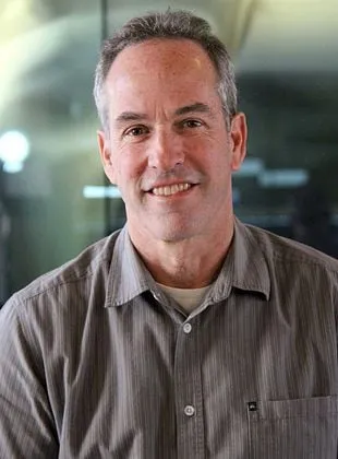 Danny Bilson - Diretor, Roteirista, Criador, 25 de julho de 1956