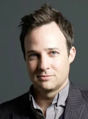 Danny Strong - Ator, Roteirista, Produtor Executivo, 6 de junho de 1974