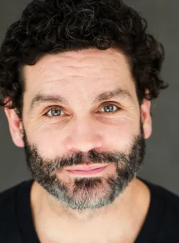 Darcy Laurie - Ator, 28 de março de 1966