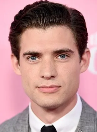 David Corenswet - Ator, Produtor Associado, Produtor Executivo, 8 de julho de 1993