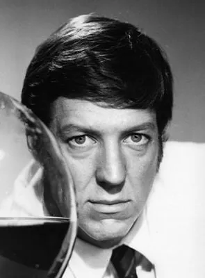 David Hartman (II) - Ator, 19 de maio de 1935