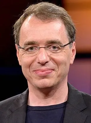 David Safier - Roteirista, Creator/Showrunner, Autor da obra original, 13 de dezembro de 1966