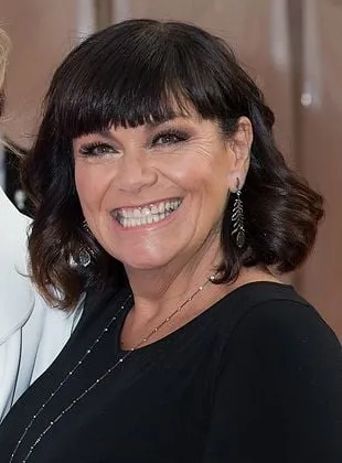 Dawn French - Atriz, Criador da idéia original, Roteirista, 11 de outubro de 1957