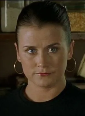 Dawn Steele - Atriz, 11 de dezembro de 1975