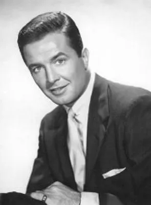 Dean Miller - 1 de novembro de 1924, 13 de janeiro de 2004