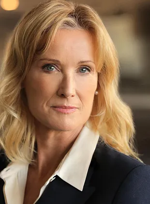 Deborah Rennard - Atriz, Coprodutor, Roteirista, 4 de novembro de 1959