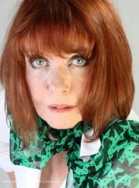 Deborah Watling - Atriz, 2 de janeiro de 1948, 21 de julho de 2017