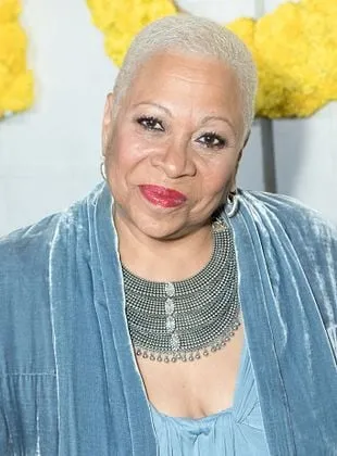 Denise Dowse - Atriz, Diretora, 21 de fevereiro de 1958, 13 de agosto de 2022