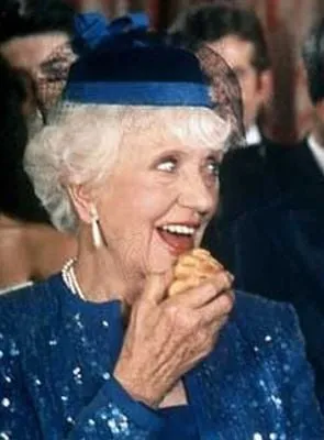 Denise Grey - 18 de setembro de 1896, 13 de janeiro de 1996