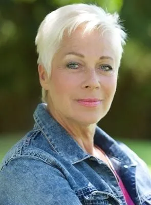 Denise Welch - 22 de maio de 1958