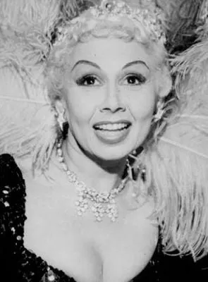 Dercy Gonçalves - Atriz, 23 de junho de 1907, 19 de julho de 2008