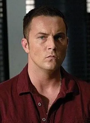 Desmond Harrington - Ator, 19 de outubro de 1976