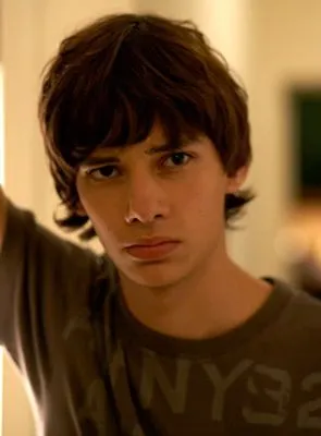 Devon Bostick - Ator, Produtor Associado, 13 de novembro de 1991