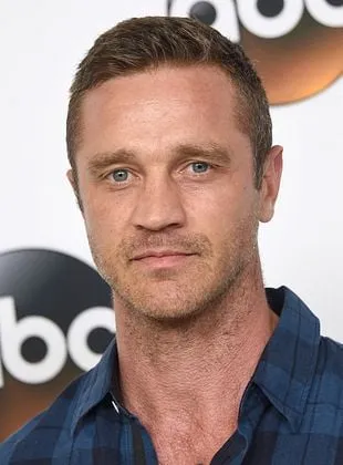 Devon Sawa - Ator, 7 de setembro de 1978