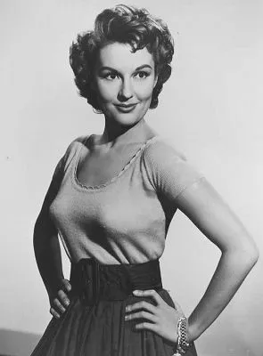 Dianne Foster - 31 de outubro de 1928