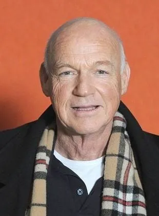 Dietrich Hollinderbäumer - Ator, 16 de agosto de 1942