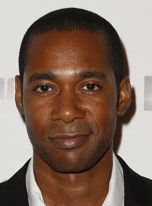 Dion Johnstone - Ator, 12 de outubro de 1975