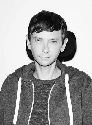 DJ Qualls - Ator, 10 de junho de 1978