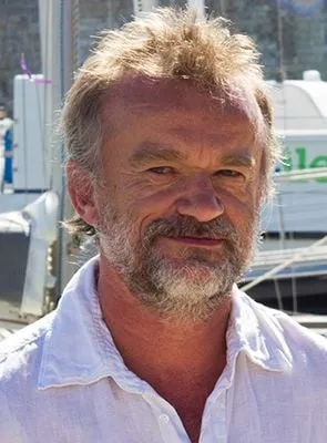 Dominique Pinon - Ator, 4 de março de 1955