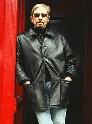 Don Edmonds - Diretor, Ator, Coprodutor, 1 de setembro de 1937, 30 de maio de 2009