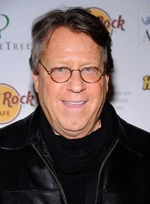 Don Reo - Roteirista, Produtor Executivo, Autor do argumento, 28 de janeiro de 1946