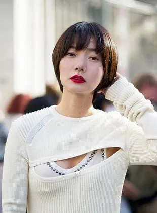 Doona Bae - Atriz, 11 de outubro de 1979