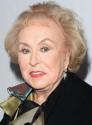 Doris Roberts - Atriz, 4 de novembro de 1925, 17 de abril de 2016