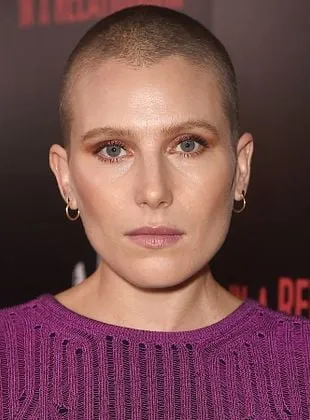 Dree Hemingway - Atriz, 14 de dezembro de 1987