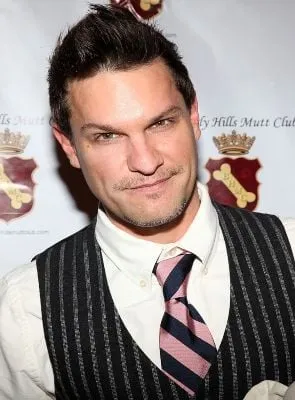 Dylan Vox - Ator, Produtor de set, Diretor, 25 de dezembro de 1974