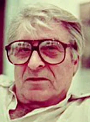 Earl Hammond - 17 de junho de 1921, 19 de maio de 2002