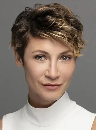 Ece Dizdar - 23 de novembro de 1981