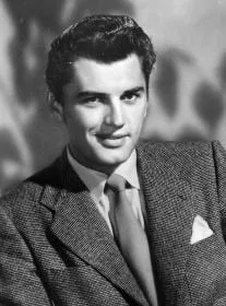 Edmund Purdom - Ator, 19 de dezembro de 1924, 1 de janeiro de 2009