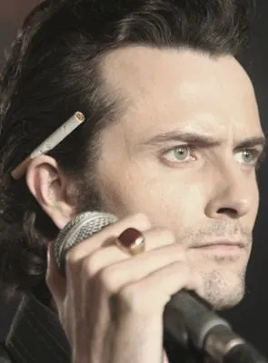 Edward Hogg - Ator, 26 de janeiro de 1979