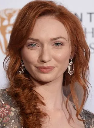 Eleanor Tomlinson - Atriz, 19 de maio de 1992