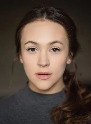 Eliza Butterworth - Atriz, 24 de julho de 1993