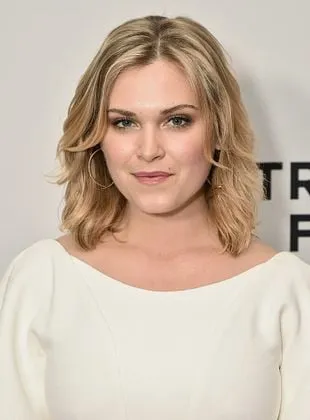 Eliza Taylor - Atriz, 24 de outubro de 1989