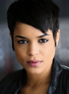 Elizabeth Faith Ludlow - Atriz, 5 de junho de 1989