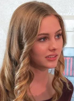 Ella Wahlestedt - Atriz, 1 de agosto de 1998