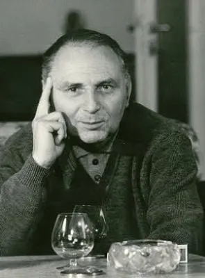 Elmar Klos - 26 de janeiro de 1910, 31 de julho de 1993