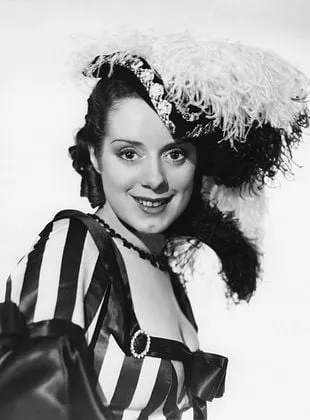 Elsa Lanchester - Atriz, 28 de outubro de 1902, 26 de dezembro de 1986