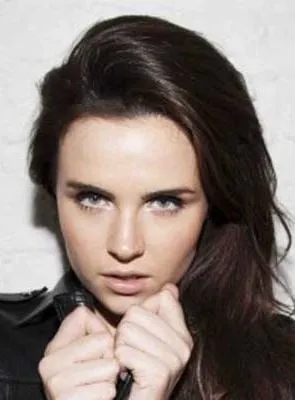 Emer Kenny - Atriz, Criador, Roteirista, 10 de outubro de 1981