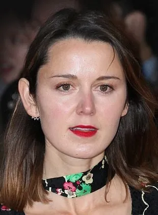 Emily Bevan - Atriz, 11 de agosto de 1982