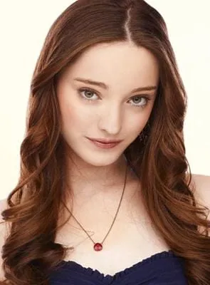 Emma Dumont - Atriz, 15 de novembro de 1994
