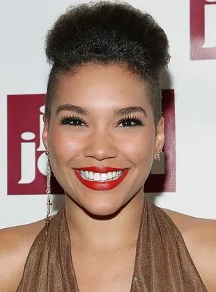 Emmy Raver-Lampman - Atriz, 5 de setembro de 1990