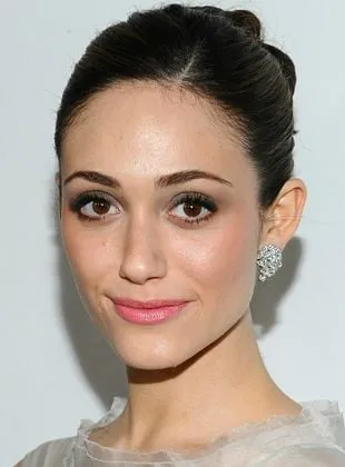 Emmy Rossum - Atriz, Diretora, Produtor Executivo, 12 de setembro de 1986