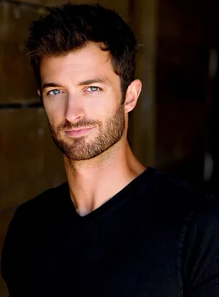 Eric Tiede - Ator, 6 de março de 1981