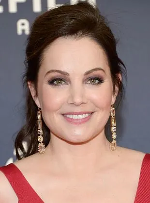 Erica Durance - Atriz, 21 de junho de 1978