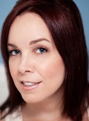 Erica Schroeder - 27 de abril de 1975