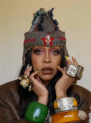 Erykah Badu - Atriz, 26 de fevereiro de 1971