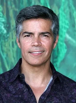 Esai Morales - Ator, 1 de outubro de 1962